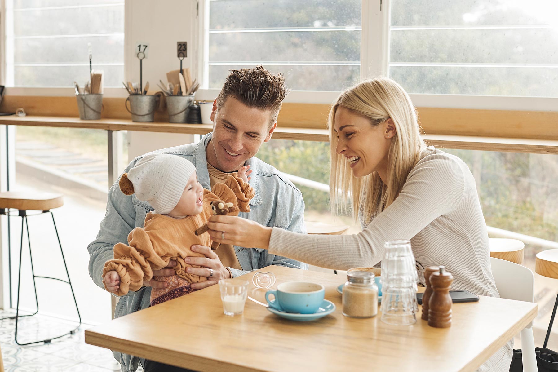  Meet Guy, Allana  Parker